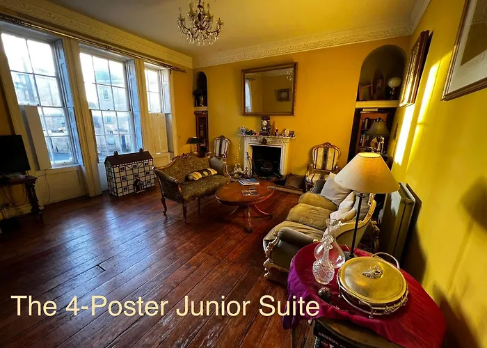Central Bath, 18Th Century Georgian Rooms